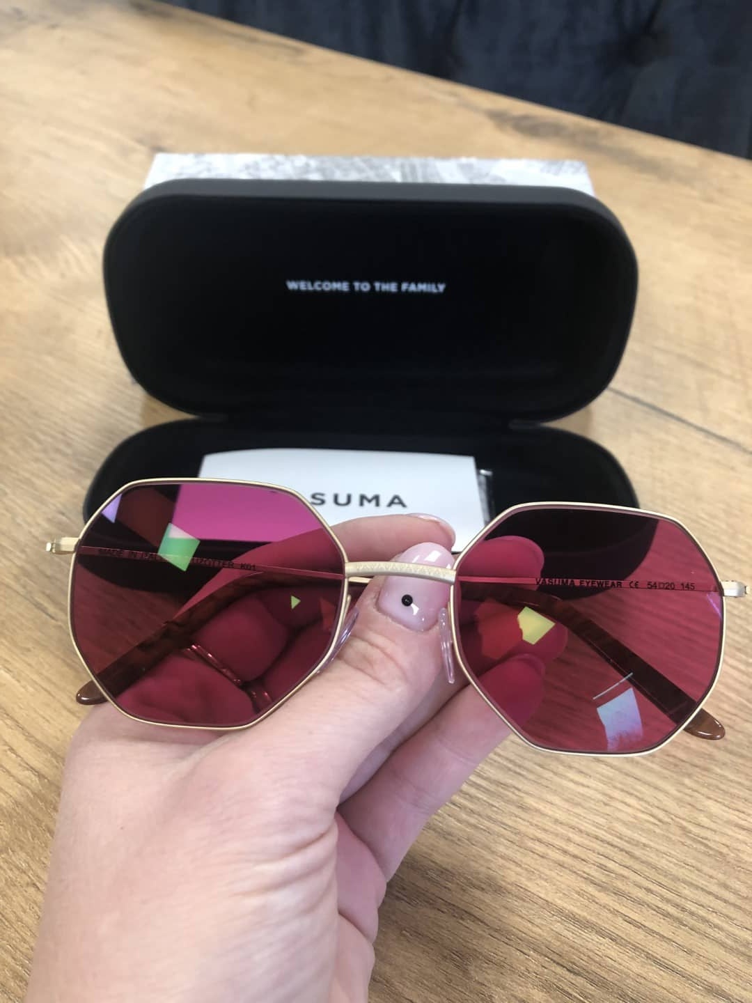 Nasze okulary Vasuma, które wystąpiły w teledysku Magenta