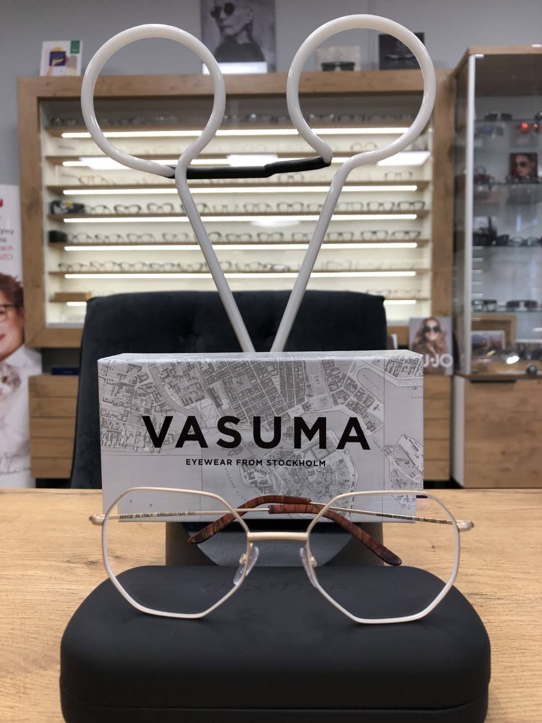 Okulary Vasuma minimalistyczny i elegancki styl.